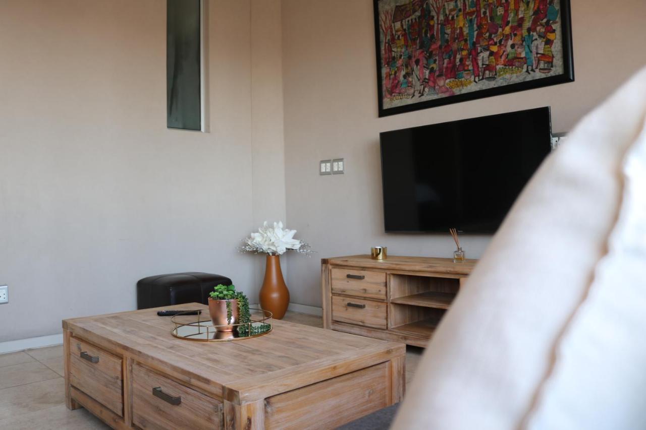 1007-Stunning Studio Apt With Incredible Joburg Views Joanesburgo Exterior foto